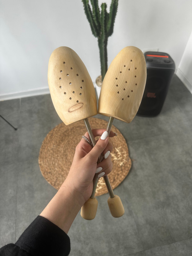 قالب کفش چوبی